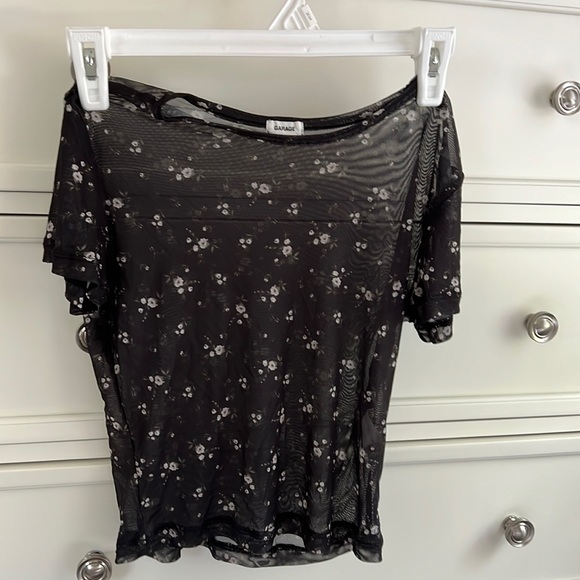 Sheer Floral Top - Picture 2 of 3